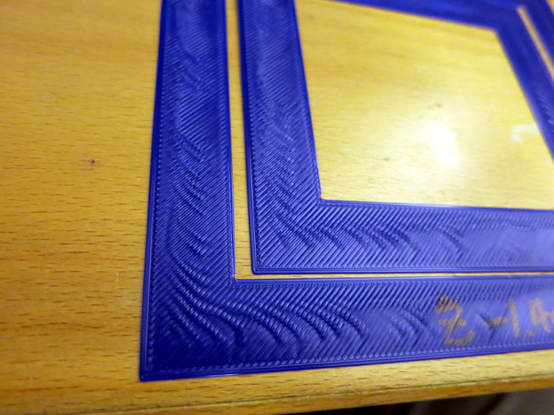Horizontal ripples in the first layer top